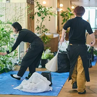 枯れてしまった花の廃棄や片付けも不要